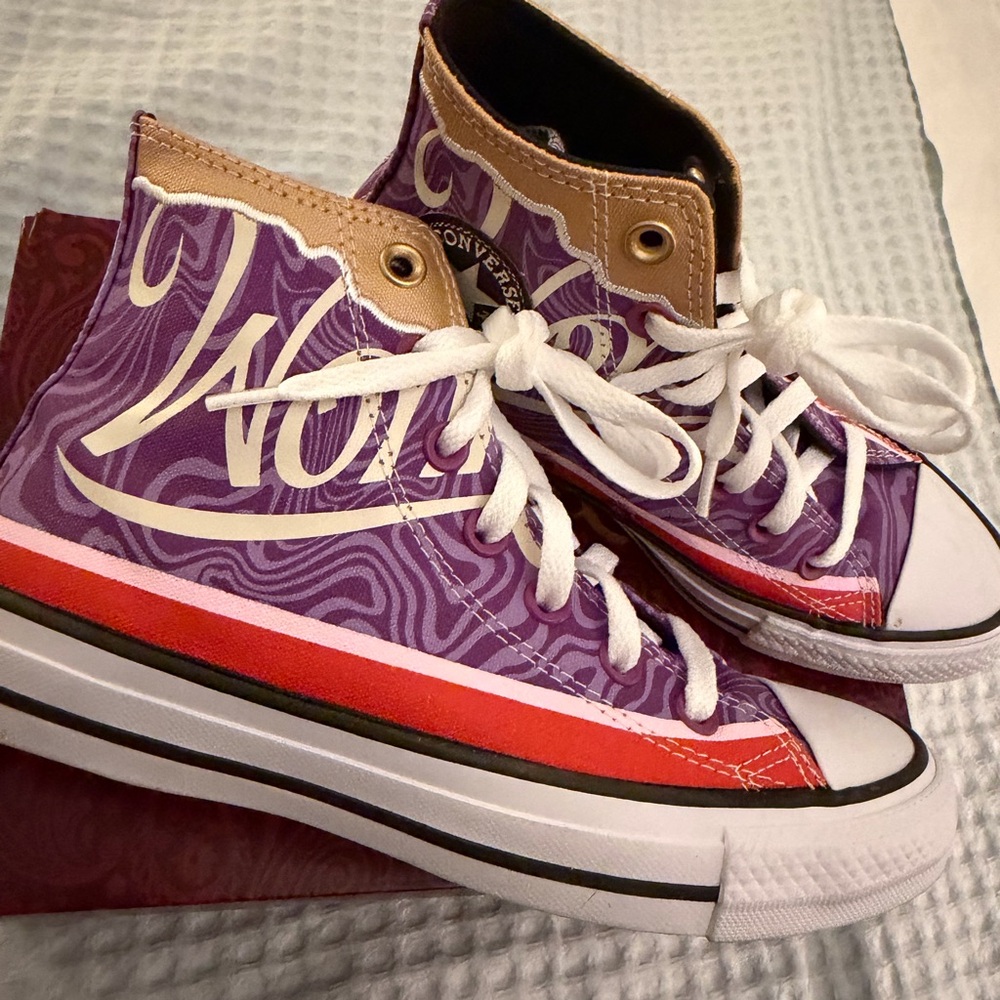 Converse x Willy Wonka Swirl Chuck Taylor All Star Hi Sneaker Purple size 6 W